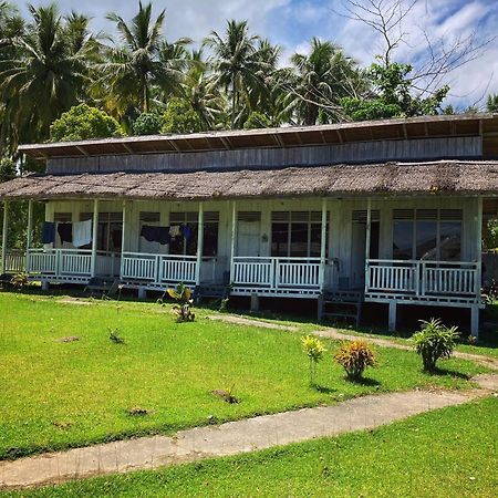 Pristine Paradise Dive Resort - Togean Islands, Una Una Pulau Unauna Bagian luar foto