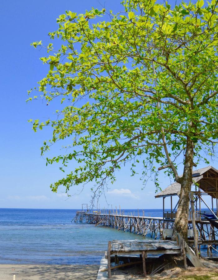 Pristine Paradise Dive Resort - Togean Islands, Una Una Pulau Unauna Bagian luar foto