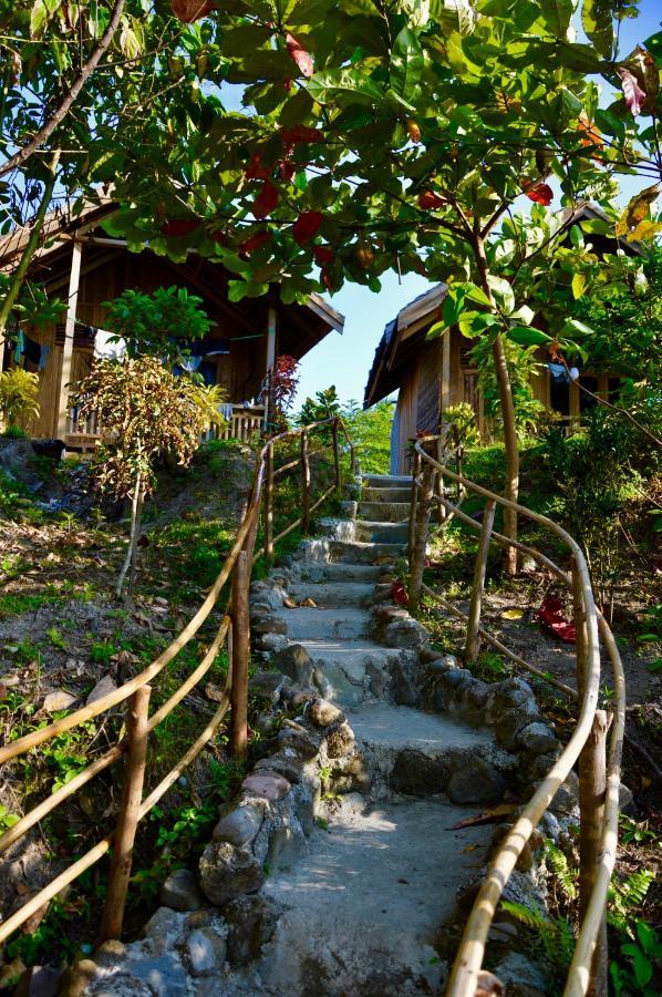 Pristine Paradise Dive Resort - Togean Islands, Una Una Pulau Unauna Bagian luar foto