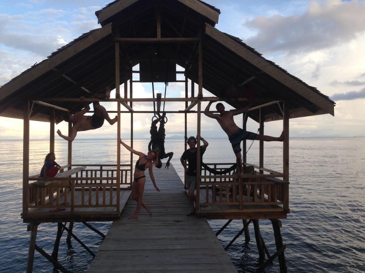 Pristine Paradise Dive Resort - Togean Islands, Una Una Pulau Unauna Bagian luar foto