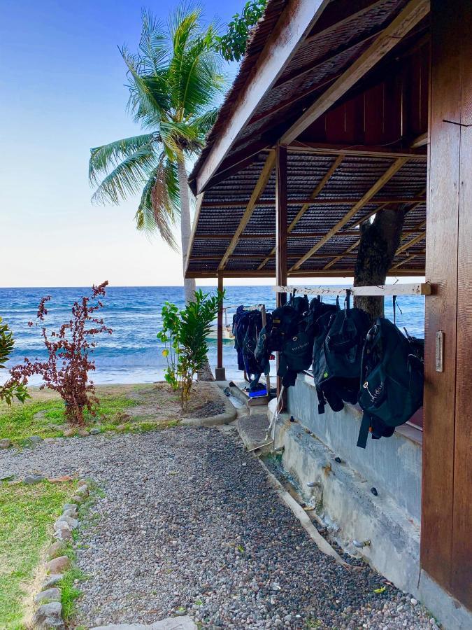 Pristine Paradise Dive Resort - Togean Islands, Una Una Pulau Unauna Bagian luar foto