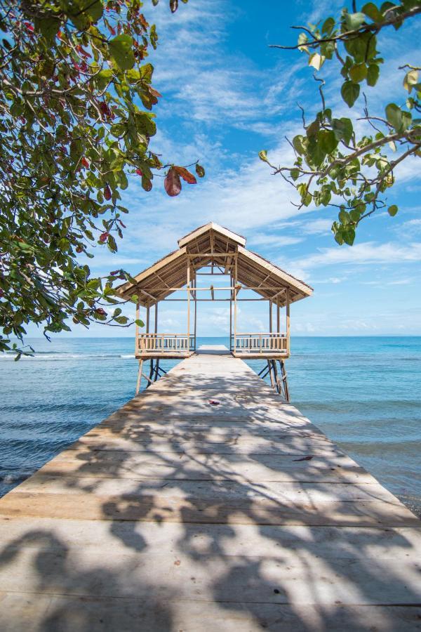 Pristine Paradise Dive Resort - Togean Islands, Una Una Pulau Unauna Bagian luar foto