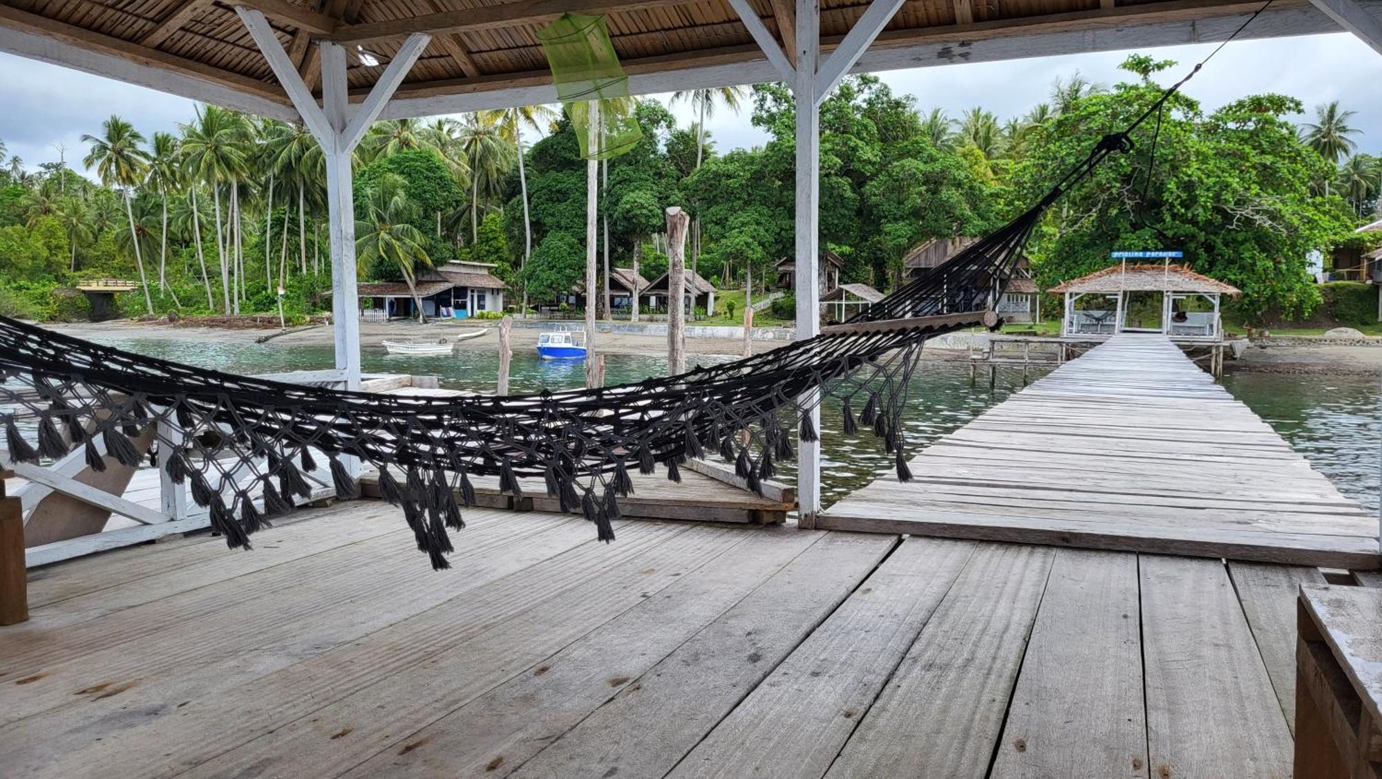 Pristine Paradise Dive Resort - Togean Islands, Una Una Pulau Unauna Bagian luar foto