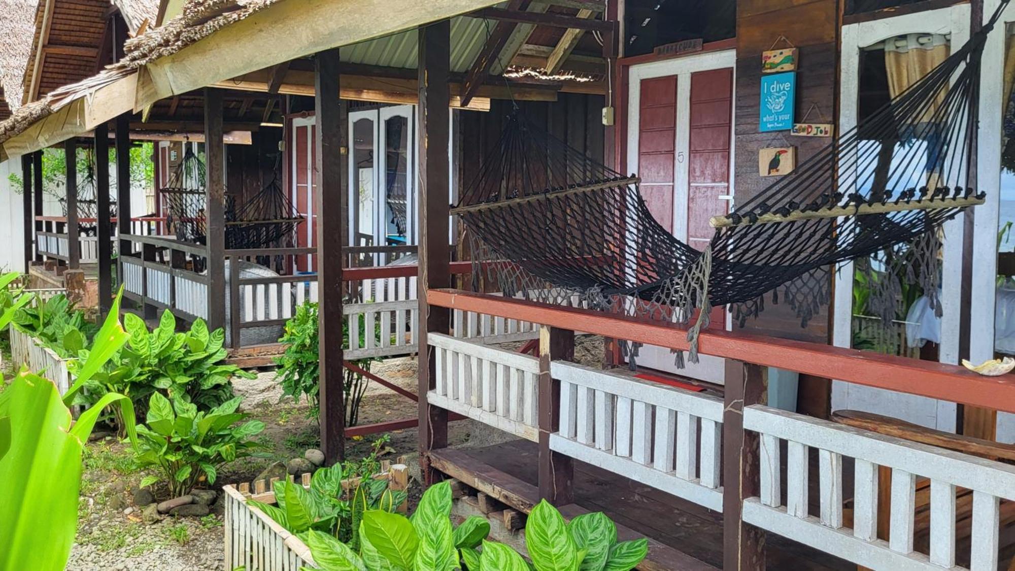 Pristine Paradise Dive Resort - Togean Islands, Una Una Pulau Unauna Bagian luar foto